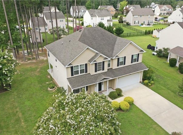 232 Wellington Cir, Smithfield, VA 23430