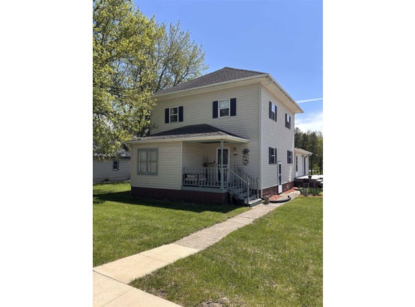 509 W 1st Street, Sumner, IA 50674