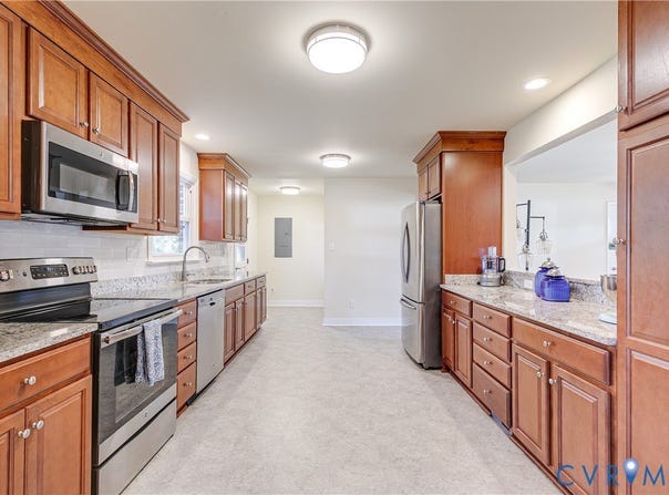 3210 Oak Meadow Lane, Midlothian, VA 23112