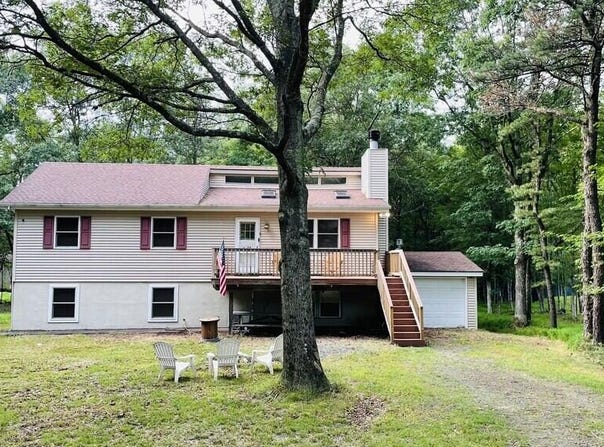 85 Caedman Drive, Albrightsville, PA 18210