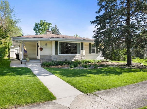 415 Ostemo Place, South Bend, IN 46617-1021
