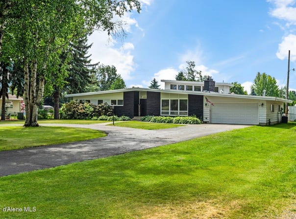 450 E MILES AVE, Hayden, ID 83835