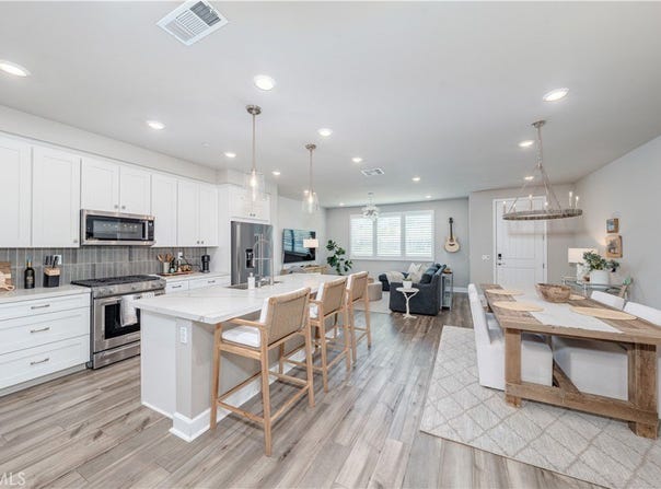 19209 Tideline Court, Huntington Beach, CA 92648