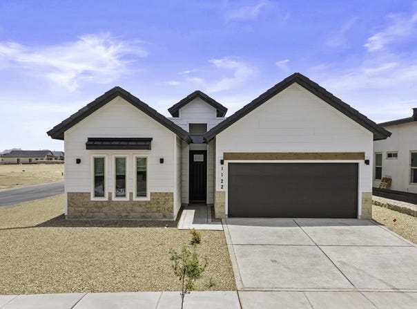 1122 Brass Hill Avenue, Santa Teresa, NM 88008