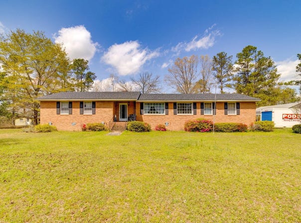 5413 Old Leesburg Road, Hopkins, SC 29061