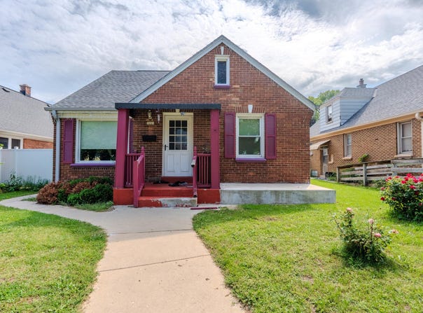 3221 W Oklahoma Ave, Milwaukee, WI 53215