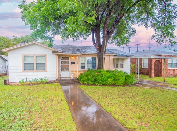 1517 37th Street, Lubbock, TX 79412