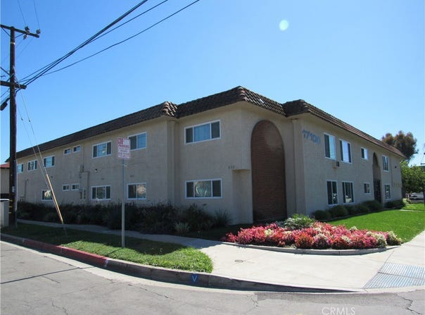 17100 Downey Avenue, Bellflower, CA 90706