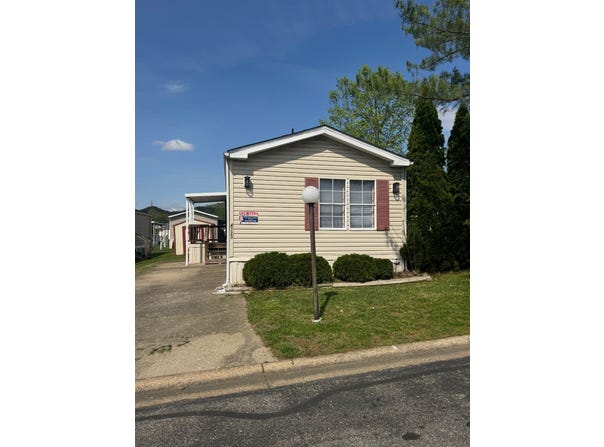 4723 Scotch Pine Dr, New Abany, IN 47150
