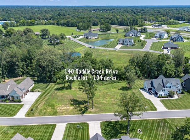 140 Saddle Creek Drive, Paducah, KY 42001