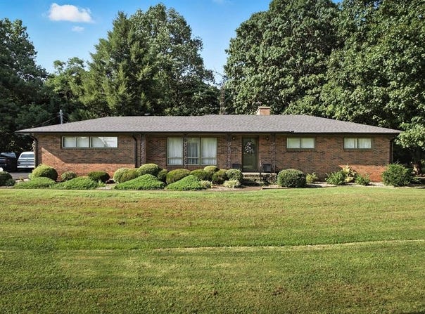 2652 HWY 60, Hawesville, KY 42348