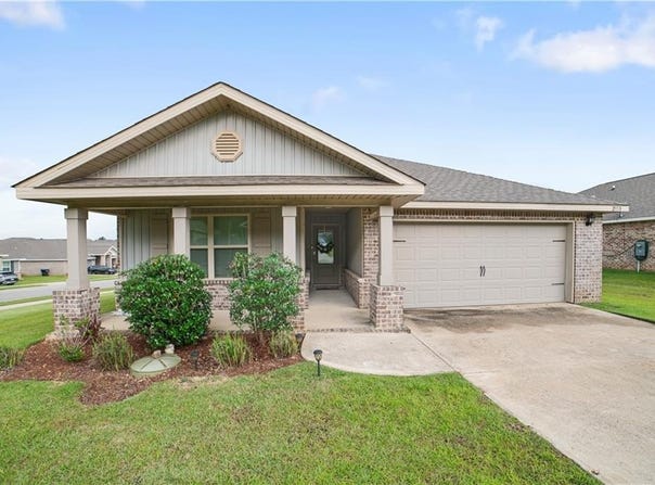 2553 Windmere Drive E, Semmes, AL 36575
