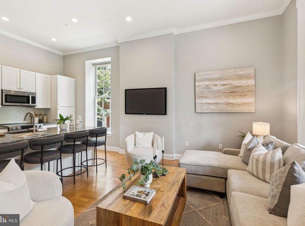 4 GOVERNORS COURT, PHILADELPHIA, PA 19146
