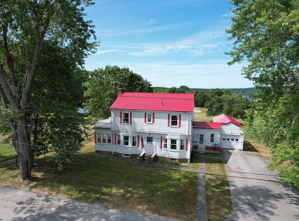 19 Gardner Avenue, Machias, ME 04654