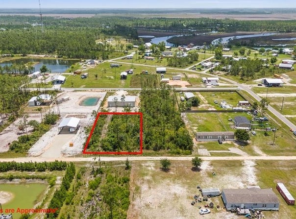 Lot 4 Chellsey St, Wewahitchka, FL 32465