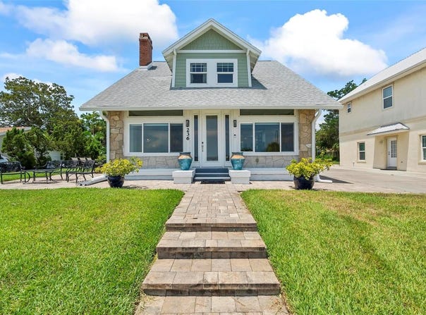 236 S BEACH STREET, ORMOND BEACH, FL 32174