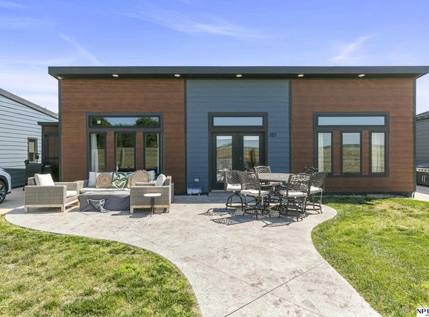 10270 Riverside Lane, Blair, NE 68008