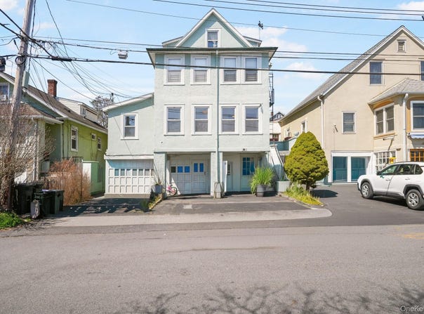 33 Hopper Street, Pleasantville, NY 10570