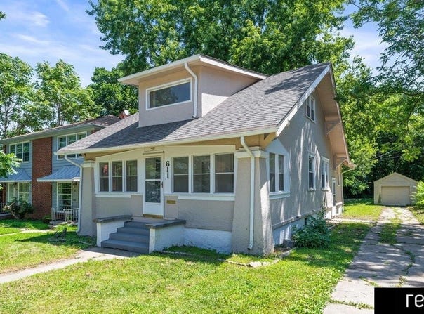 611 N 48th Street, Omaha, NE 68132