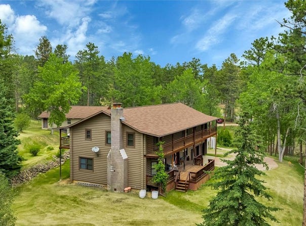 8205 Red Deer Rd., Rapid City, SD 57702