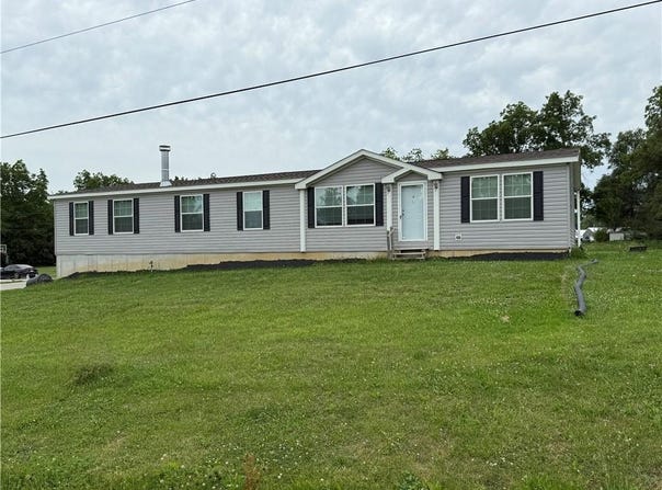 304 N Fricke Street, Corder, MO 64021