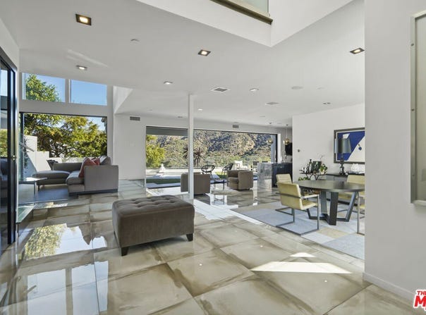 3437 Troy Dr, Los Angeles, CA 90068