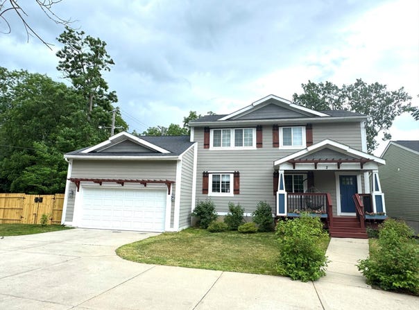 2 Maple Village Ct., Ann Arbor, MI 48103