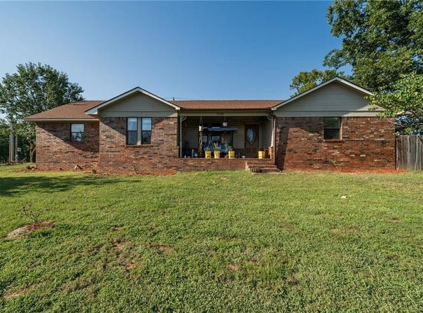 2546 Old Uniontown  RD, Van Buren, AR 72956