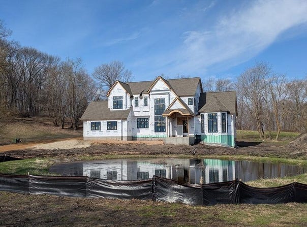 285 North Shore Dr W, Minnetrista, MN 55364
