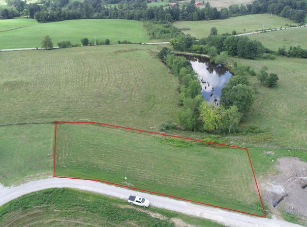 9 Turkey Lp, East Bernstadt, KY 40729