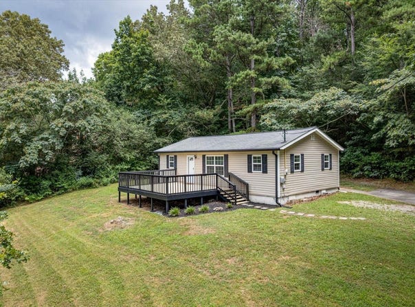 1747 Westside Circle, Rocky Face, GA 30740
