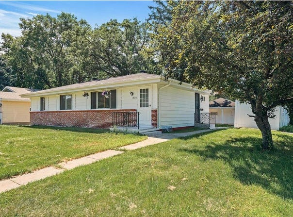 1630 49th Avenue NE, Columbia Heights, MN 55421