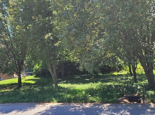 9 westward trail, Imperial, MO 63052