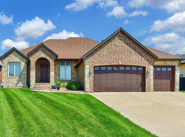 5154 N Athenian Ct, Wichita, KS 67204