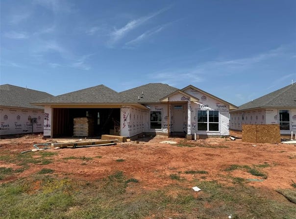 2615 Turtle Way, Midwest City, OK 73130