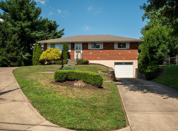 2645 Devils Backbone Road, Green Twp, OH 45233