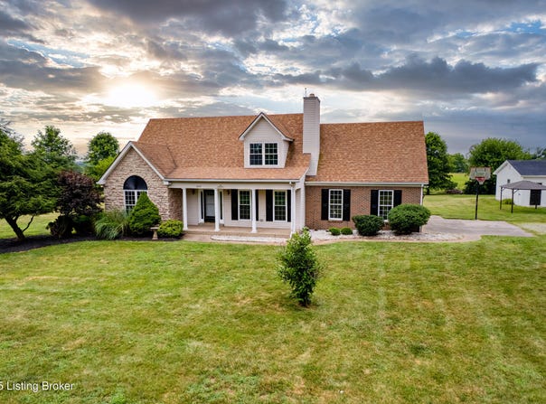 1437 Beards Ln, Bagdad, KY 40003