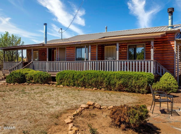 2218 Mogollon Rim Drive, Overgaard, AZ 85933
