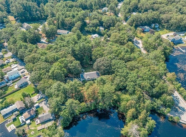 50 Isle Of Capri Road, Coventry, RI 02816