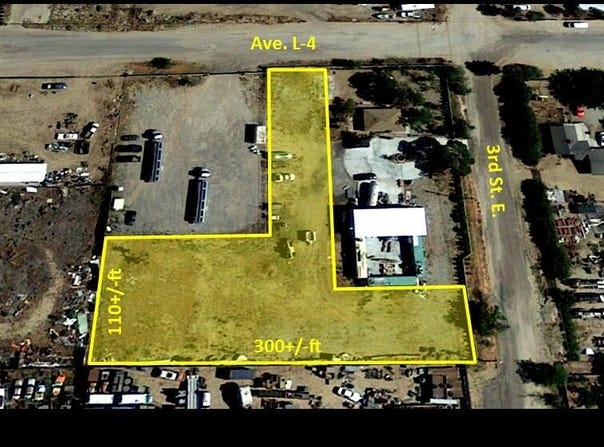 42555 E 3rd Street, Lancaster, CA 93535