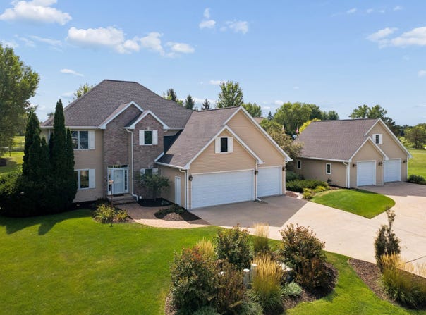 N1030 SPRING VALLEY Drive, HORTONVILLE, WI 54944