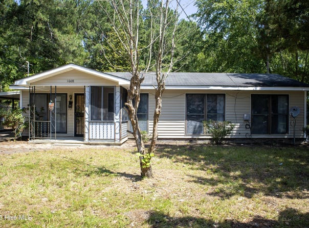 1008 Elm Street, Tarboro, NC 27886