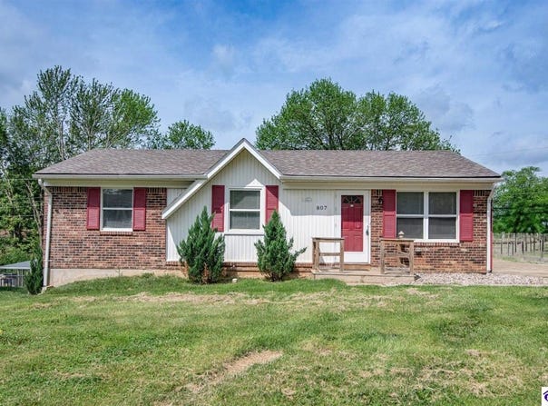 807 Elmhurst Avenue, Vine Grove, KY 40175