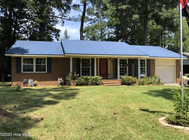 1011 Plymouth Drive, New Bern, NC 28562