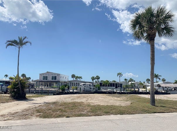 17810 Stevens Boulevard, Fort Myers Beach, FL 33931