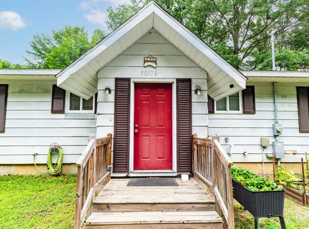 50778 Oak Street, Grand Junction, MI 49056