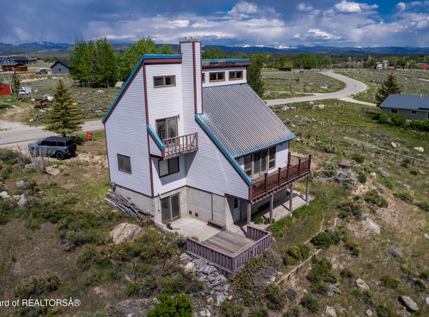 19 ORCUTT Drive, Pinedale, WY 82941