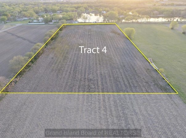 lot: 4, Grand Island, NE 68801