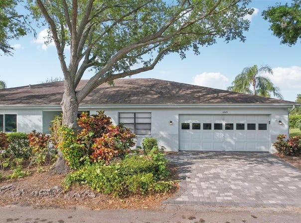 2529 LANCASTER DRIVE, SUN CITY CENTER, FL 33573