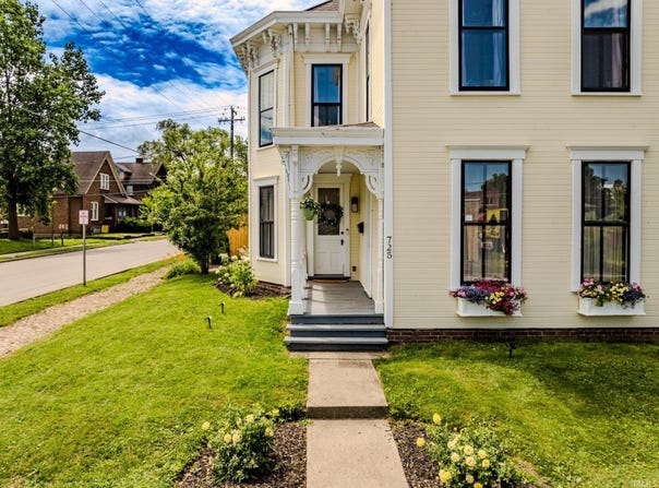 725 E Jackson Street, Muncie, IN 47305